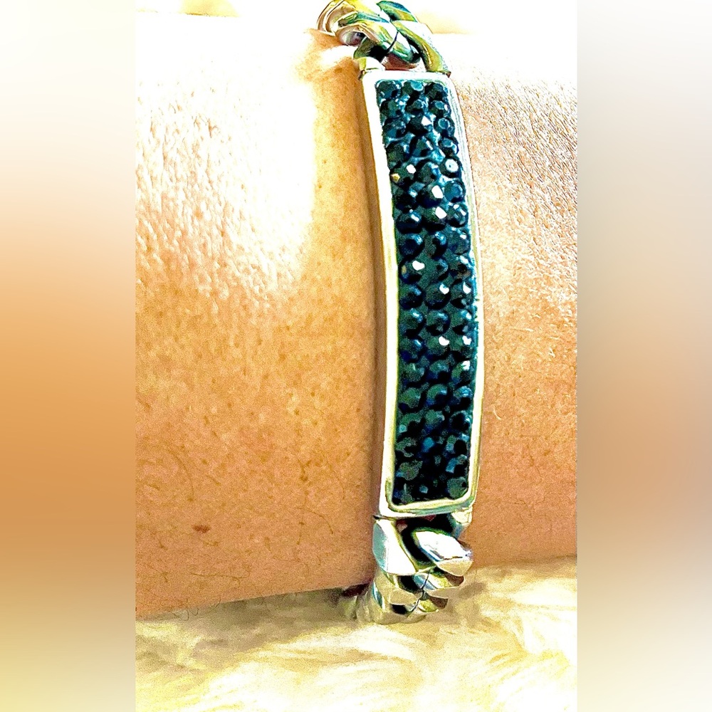 Men’s Silver and Black Clasp Bracelet Unisex 8”